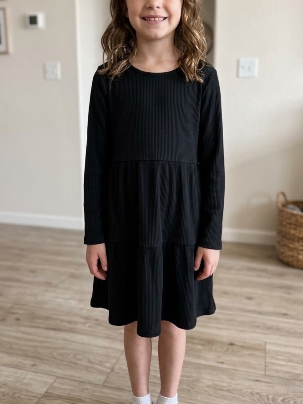 Old Navy Black Long-Sleeve Tiered Ribbed Knit Dress with Pockets! EUC
